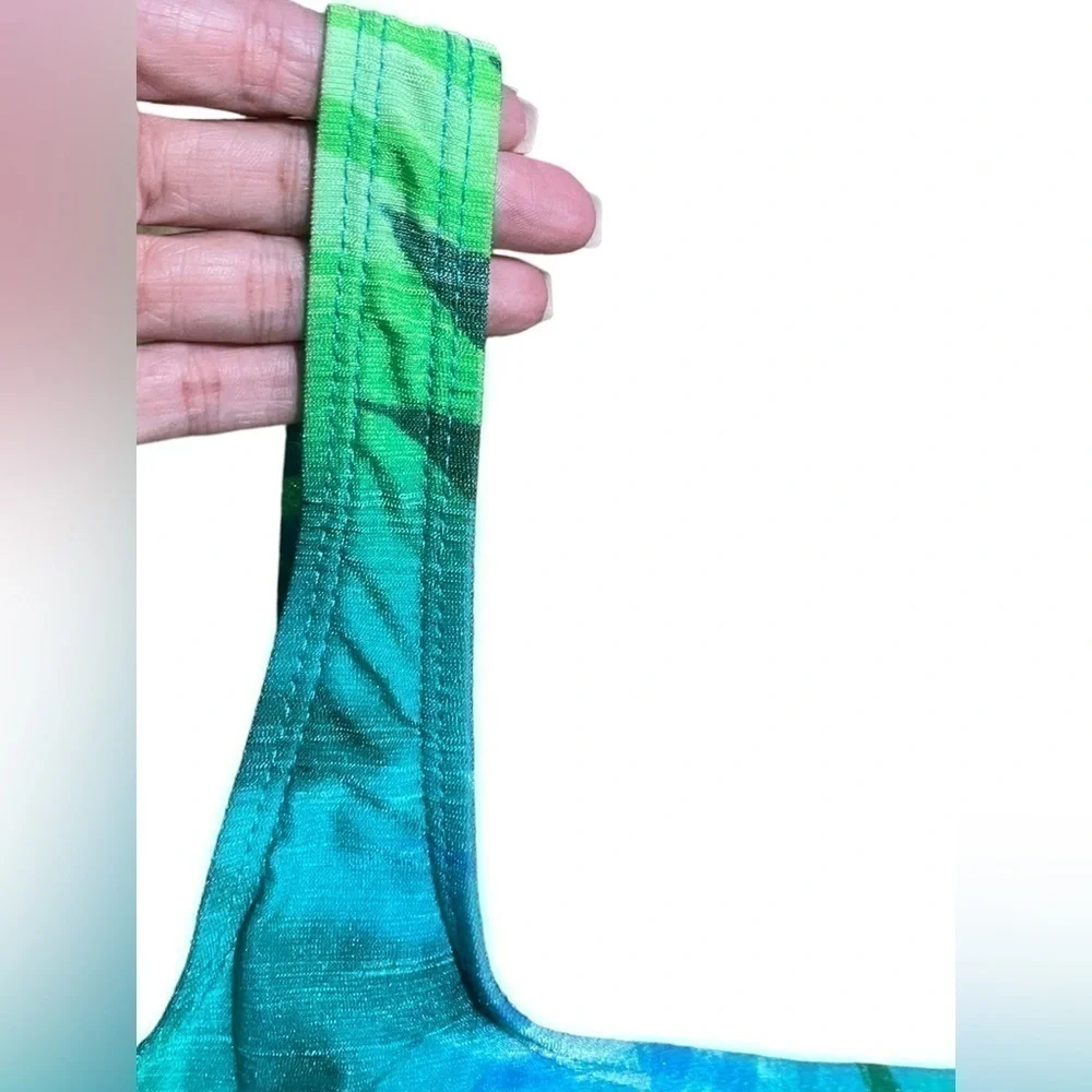 NWT Athena One Piece Tropical Blue & Green Foliage Pattern Swimsuit Size 10